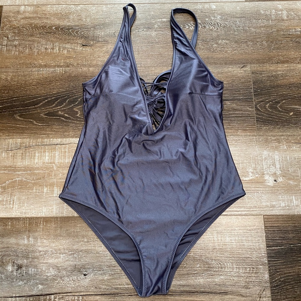 Cupshe one piece plunge swimsuit